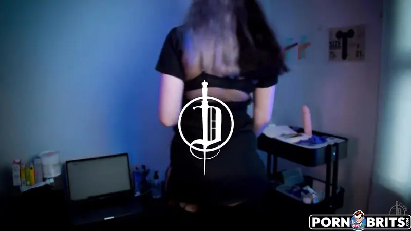 Aestra Azure Nurse Handjob With Massive Cumshot